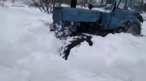 МТЗ-82 лазием по снегу