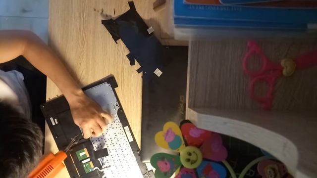 Thay bàn phím ASUS X553M смотреть онлайн