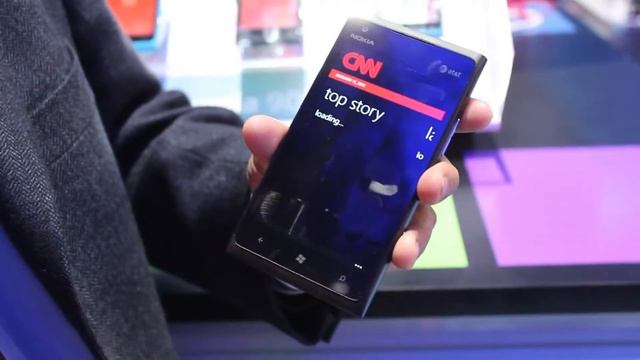 Nokia Lumia 900 Windows Phone on AT&T's 4G LTE at CES 2012 смотреть онлайн