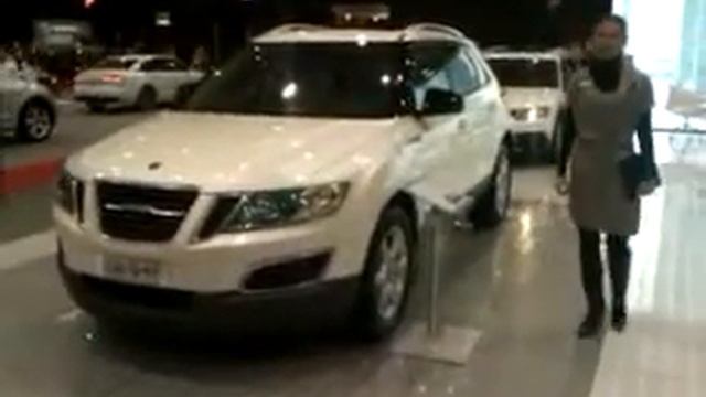 Maddie shows the SAAB 9-4x смотреть онлайн