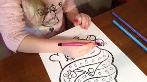 3 МАРКЕРА ЧЕЛЛЕНДЖ с МАМОЙ! Анюта против мамы. 3 marker challenge. Nyuta Play