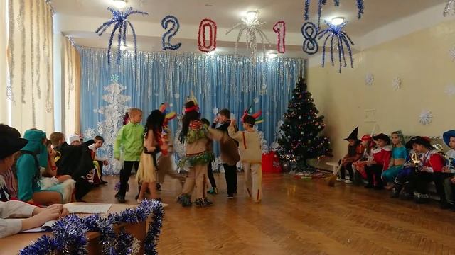 Новогодний утренник 3-В смотреть онлайн