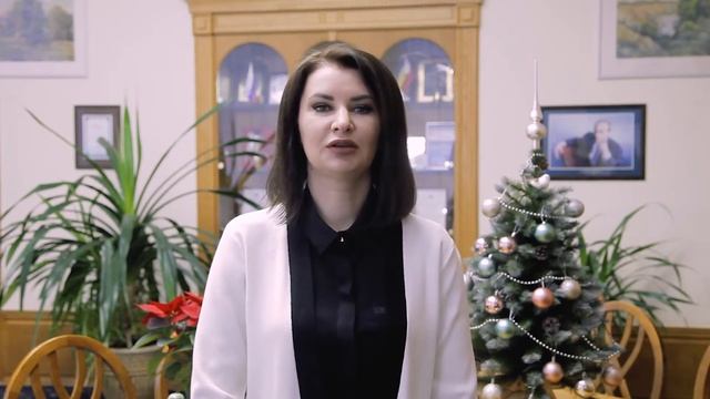 Ректор ЮФУ Инна Шевченко поздравляет с новым годом смотреть онлайн