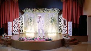 "Ля Иляха илля Ллах, Мухаммад — расулю-Ллах" لا اله الا الله محمد رسول الله