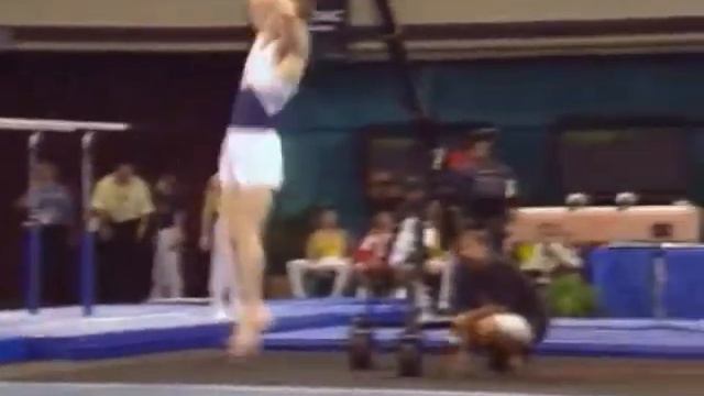 Paul Hamm - Floor Exercise - 2001 Pontiac American Team Cup - Men смотреть онлайн