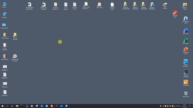 1-Minute Lesson: Windows 10 Virtual Desktop & Timeline смотреть онлайн