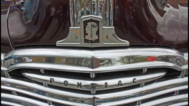 PONTIAC SILVER 8 STREAK 1948 4DOORS смотреть онлайн