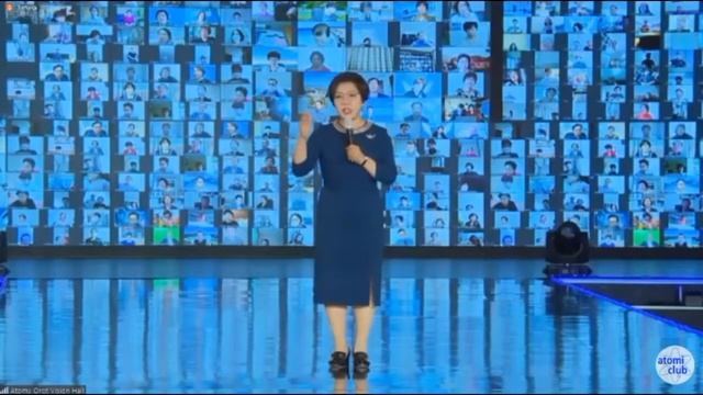 Исторический момент - первый семинар на заводе Orot. Лекция Краун Мастера Пак Ми Ён.