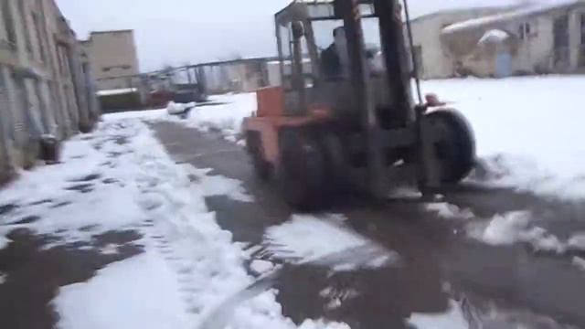 Львовский дизельный вилочный погрузчик пятитонник, 2010 года выпуска