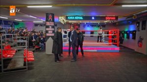 Kara Kemal dövüşürken Melis ona destek oldu! | Kertenkele 59. Bölüm 🦎