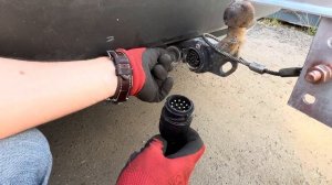 Опция «Европейская розетка 13 PIN»