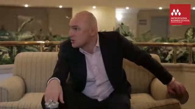 Интервью с Радиславом Гандапасом. Бизнес лагерь для подростков.