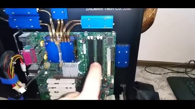 Thermal Cooled Server Case смотреть онлайн