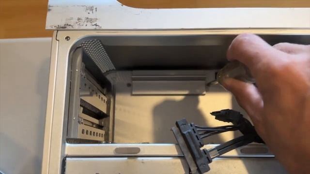 Vintage Computer チャンネル第251回～Mac Pro 2009-2012 電源交換～ смотреть онлайн