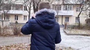 Два школьника подрались за снюс!!что творится на земле