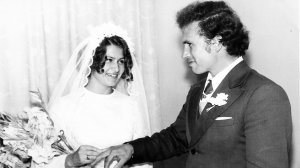 ПОЗДРАВЛЕНИЕ ЛЮБЕ