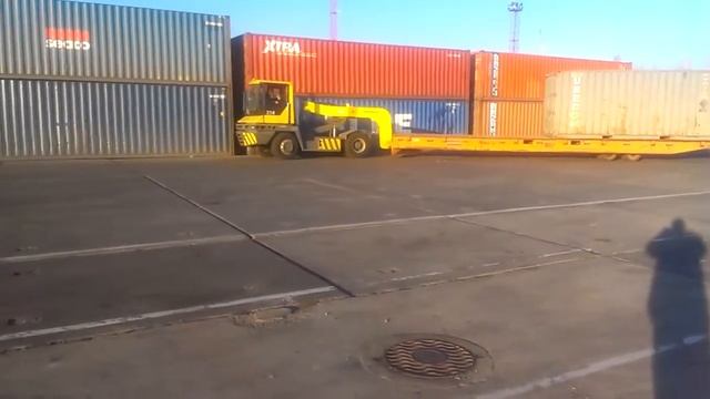 Андрей на тягаче RO RO TERBERG смотреть онлайн