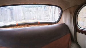 Москвич 407 (Что за зверь? И как он гоняет по грязи...)
