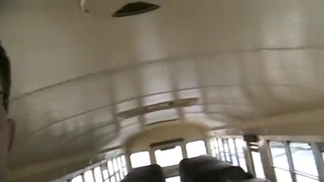 Buy a Seat on the bus смотреть онлайн