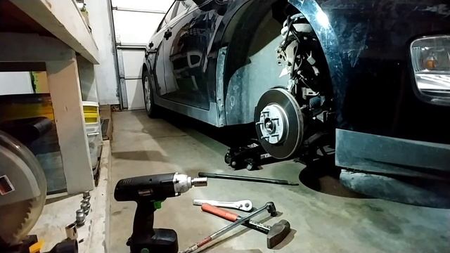 How to Replace Front Wheel Bearings on a 2011-2015 Chevy Volt смотреть онлайн