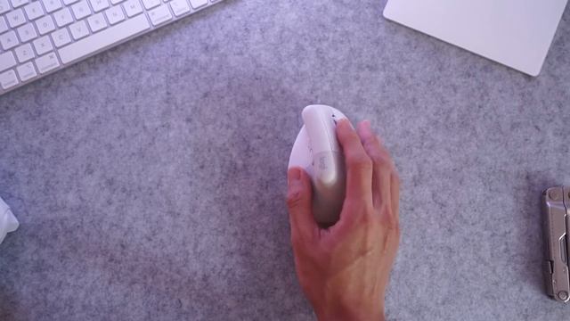 Logitech Lift - New Ergonomic Vertical Mouse | Unboxing & First Impression смотреть онлайн