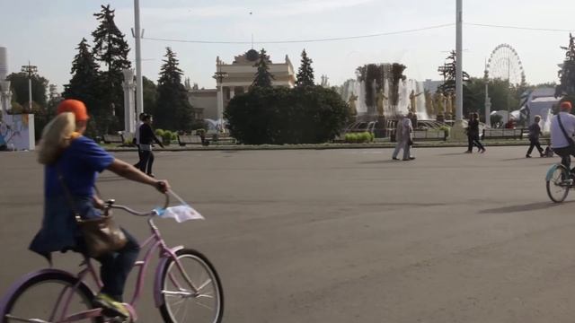 Коллективный велопробег на ВДНХ