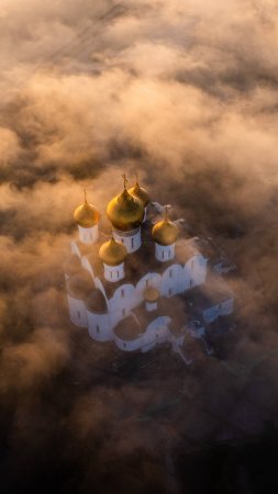 Успенский собор в тумане. Ярославль.