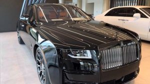 All New 2022 Rolls-Royce Black Badge Ghost VS 2023 Rolls-Royce Ghost Comparison