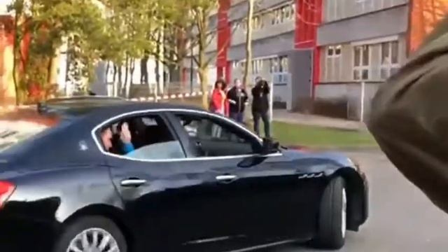 Maserati Ghibli SQ4 (3.0 V6 430 PS) смотреть онлайн