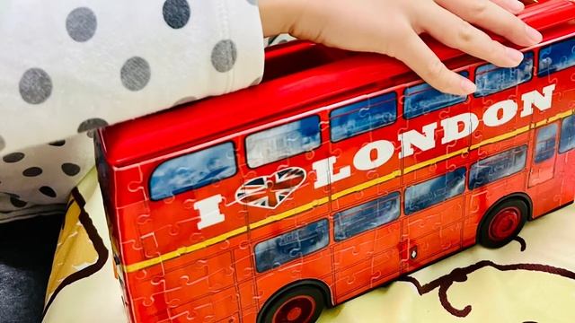 How to make a red London bus 3D puzzle ￼