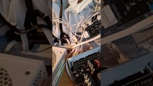 Блок питания GameMax RGB-850 PRO с проблемным вентилятором. Колхозим замену.