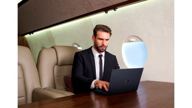 ASUS Updates Expertbook B9 OLED with Intel Core Series 1 Processors смотреть онлайн