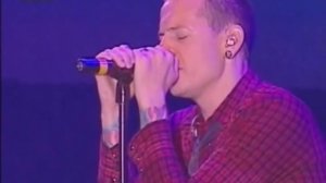 Linkin Park -- Pushing Me Away (12 of 19)