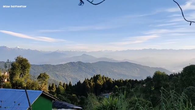 Darjeeling -Kanchenjunga peak from my hotel window смотреть онлайн