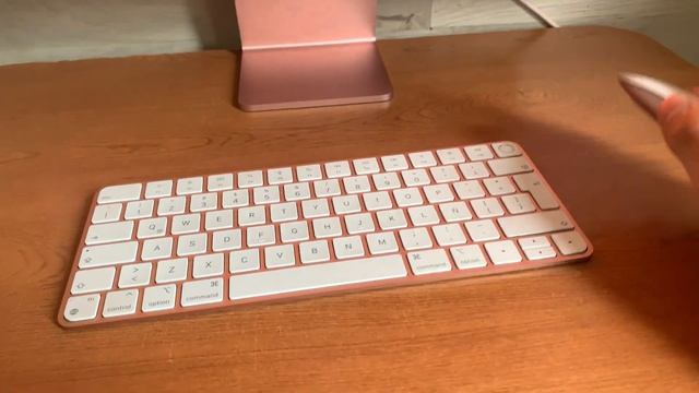Apple Imac 24" M1 8CPU 8GPU 8GB RAM 512 SSD