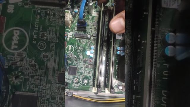 Dell Optiplex 7040 Ram Refixing video смотреть онлайн