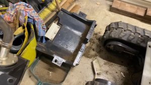 Kubota U10 3 hydraulic filter service