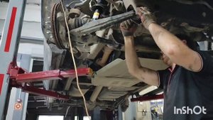 Ремонт подвески Chevrolet Tahoe 4 2019.  Замена адаптивных амортизаторов на простые.