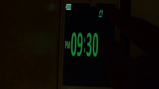 Digital Table Clock app смотреть онлайн
