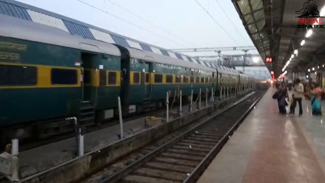 What should I do if my reserved seat in a train was occupied by other смотреть онлайн