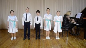 Муз. Г. Струве сл. В. Викторова "Приветливая улица"