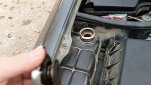 Как часто нужно менять антифриз в автомобиле?