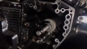 замена подшипников распредвала  Harley Davidson