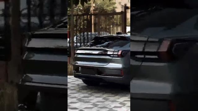 ZEEKR OO1 смотреть онлайн