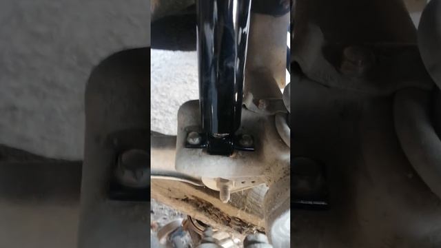 Instalación amortiguador delantero Jeep XJ 1996.