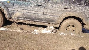 Toyota Land Cruiser 80 offroad