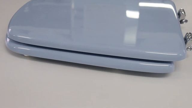 Sedile copriwc per vaso AERO di IDEAL STANDARD colore azzurro sussurrato смотреть онлайн