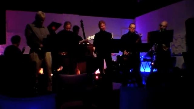 A Window That Shows Me The Moon 12:17:11.m4v смотреть онлайн