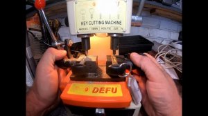 DIY key cutting machine