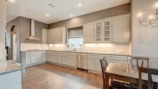 CENTURY 21 Western Realty - 17518 Tall Maple Court смотреть онлайн